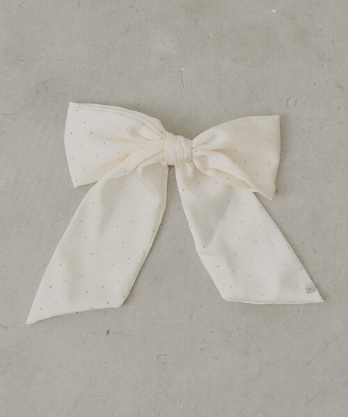 Chico（チコ）の「スタッズデザインBIGリボンバレッタ（バレッタ/ヘアクリップ・レディース・ブラック/アイボリー/ブラウン・FREE）」の2枚目の写真