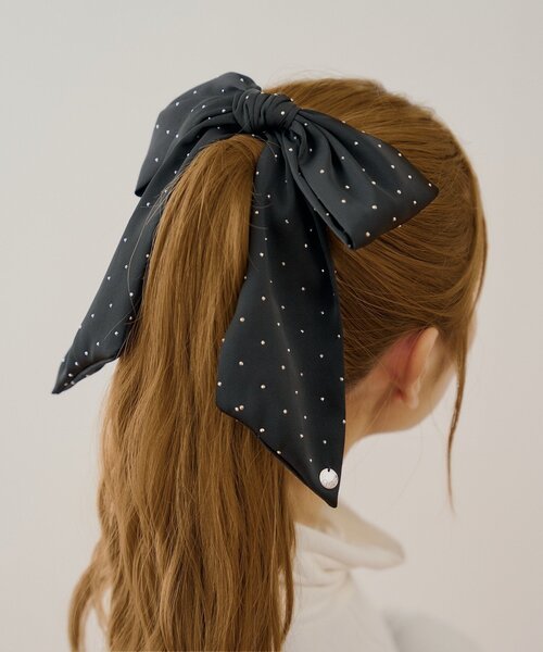 Chico（チコ）の「スタッズデザインBIGリボンバレッタ（バレッタ/ヘアクリップ・レディース・ブラック/アイボリー/ブラウン・FREE）」の4枚目の写真