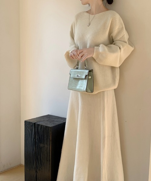 Diosfront（ディオスフロント）の「ボートネック畦編みニットプルオーバーセットアップ（セットアップ・レディース・ブラック/アイボリー/ベージュ/モカ/チャコールグレー・FREE）」の2枚目の写真