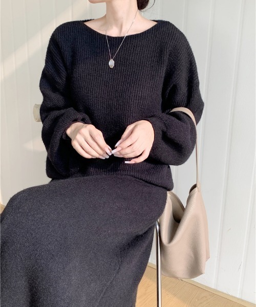 Diosfront（ディオスフロント）の「ボートネック畦編みニットプルオーバーセットアップ（セットアップ・レディース・ブラック/アイボリー/ベージュ/モカ/チャコールグレー・FREE）」の3枚目の写真