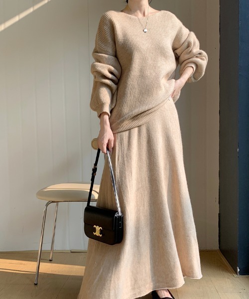 Diosfront（ディオスフロント）の「ボートネック畦編みニットプルオーバーセットアップ（セットアップ・レディース・ブラック/アイボリー/ベージュ/モカ/チャコールグレー・FREE）」の7枚目の写真