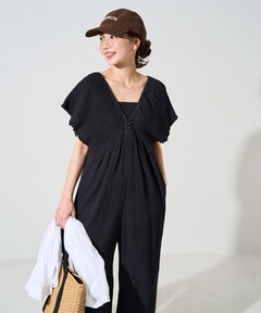 限定値下げ！美品　SACRA オールインワン　NAVY 限定値下げ！美品 SACRA オールインワン NAVY