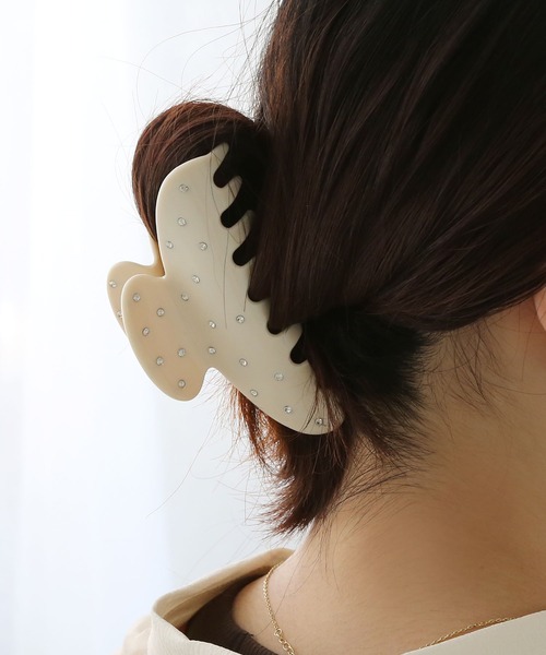 colleca la（コレカラ）の「ドットストーン バンスクリップ（バレッタ/ヘアクリップ・レディース・ブラック/ホワイト・FREE）」の4枚目の写真