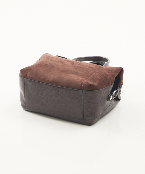 LOWELL things（ロウェル　シングス）の「Velu / 2WAYスエードボストンバッグ（ボストンバッグ・レディース・ブラック/ダークブラウン・フリー）」の18枚目の写真