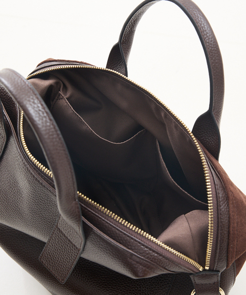 LOWELL things（ロウェル　シングス）の「Velu / 2WAYスエードボストンバッグ（ボストンバッグ・レディース・ブラック/ダークブラウン・フリー）」の22枚目の写真