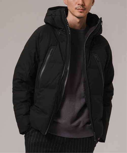 DESCENTE ALLTERRAIN（デサント　オルテライン）の「DESCENTE ALLTERRAIN 水沢ダウン MOUNTAINEER / マウンテニア（ダウンジャケット/コート・メンズ・ブラック・X-LARGE/LARGE/MEDIUM）」の4枚目の写真