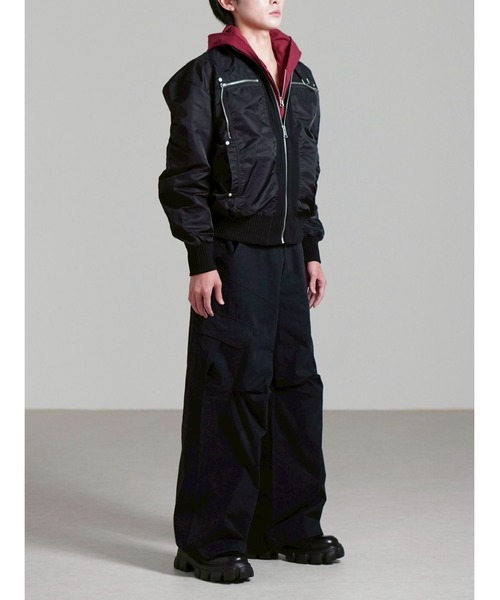 Chikashitsu +(チカシツプラス)の「【Chikashitsu +】zip up design bomber blouson / 【チカシツプラス】ジップアップデザインボンバーブルゾン(MA-1・メンズ・ブラック・S/L)」の6枚目の写真