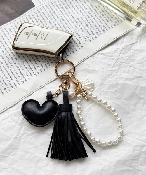 【美品】ティファニータッセルキーホルダー バッグチャーム 黒レザー〈K-004〉 本革 タッセルチャーム ストラップ プレミアムレザー バッグチャーム