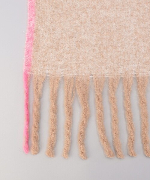 PENNEYS（ぺニーズ）の「【PENNEYS（ぺニーズ）別注】配色ラインマフラー（マフラー・レディース・オフホワイト/グレー/ブラック/ブラウン・FREE）」の17枚目の写真