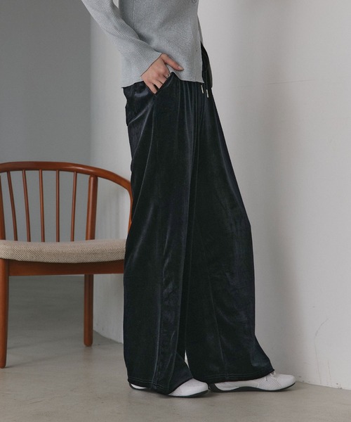 ad thie(アドティエ)の「ベロア イージーロングパンツ(その他パンツ・レディース・ダークブラウン/ブラック/チャコール・FREE)」の8枚目の写真