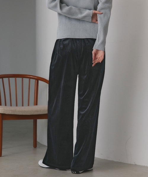 ad thie(アドティエ)の「ベロア イージーロングパンツ(その他パンツ・レディース・ダークブラウン/ブラック/チャコール・FREE)」の9枚目の写真
