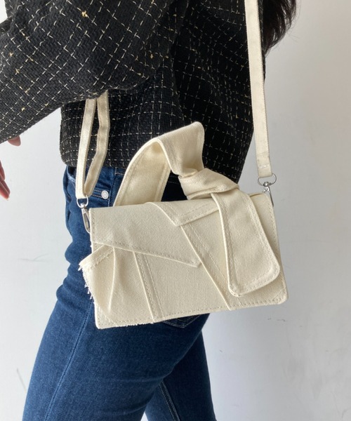 Loco Ocean(ロコオーシャン)の「【ステッチ】カラーデニム フリル / ミニバッグ ショルダーバッグ(ショルダーバッグ・レディース・ブラック/ホワイト・ONE SIZE)」の6枚目の写真