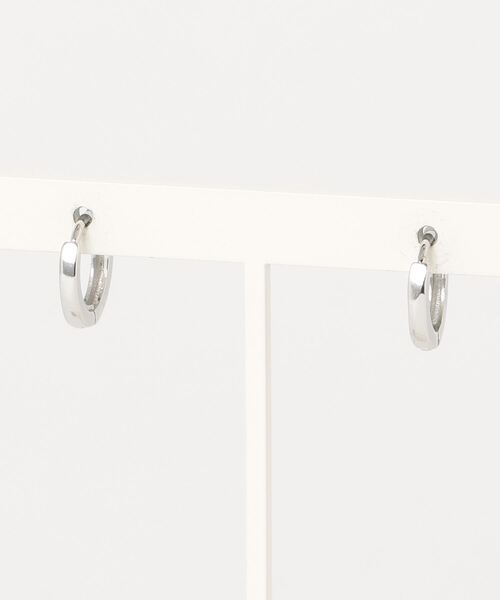 tunee（チュニー）の「【526520】シンプルリングミニフープピアス/ペア(RZ)（ピアス（両耳用）・レディース・ゴールド/シルバー・6/8/10）」の3枚目の写真