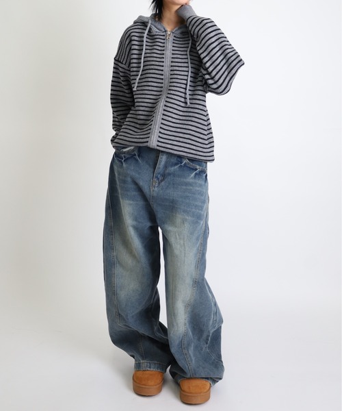 Vini(ヴィニ)の「ボーダーニットジップアップフードパーカー(ニット/セーター・レディース・アイボリー/グレー・FREE)」の5枚目の写真