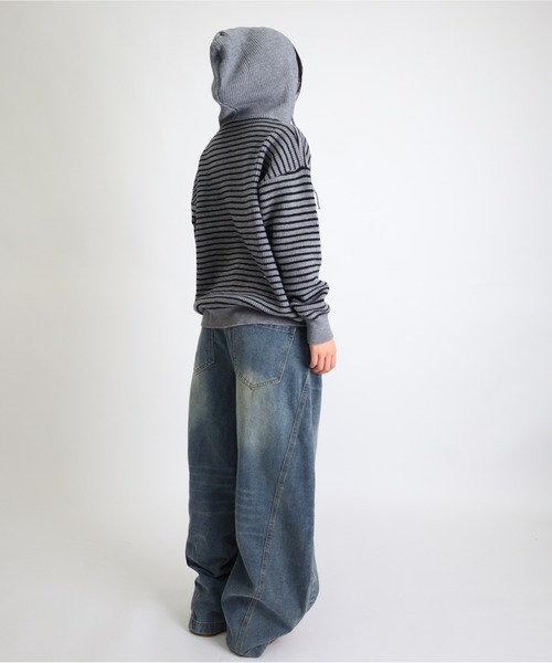 Vini(ヴィニ)の「ボーダーニットジップアップフードパーカー(ニット/セーター・レディース・アイボリー/グレー・FREE)」の8枚目の写真