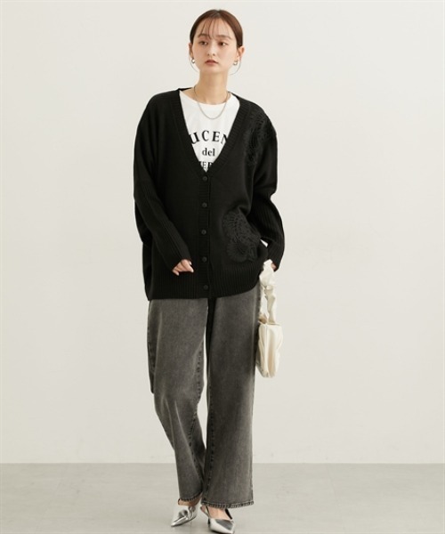 nissen（ニッセン）の「肩レースデザインオーバーサイズドルマンカーディガン（ニット/セーター・レディース・チャコールグレー/ブラック・FREE）」の3枚目の写真