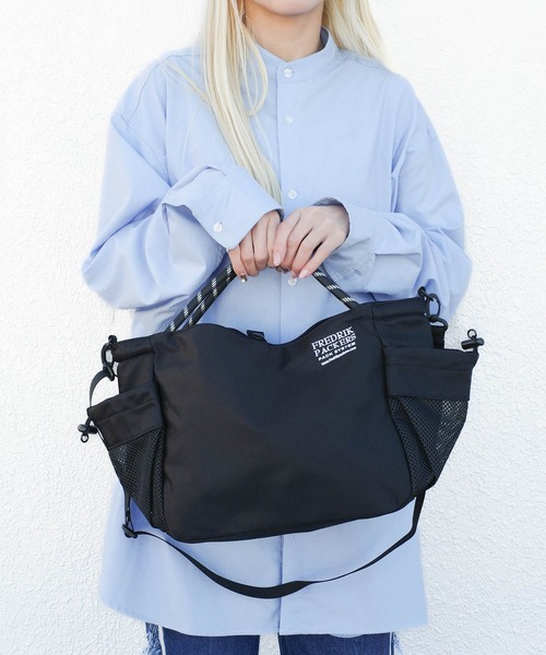 FREDRIK PACKERS(フレドリックパッカーズ)の「【FREDRIK PACKERS】2WAY PLAY TOTE ショルダー トートバッグ(トートバッグ・レディース・ブラック・FREE)」の14枚目の写真