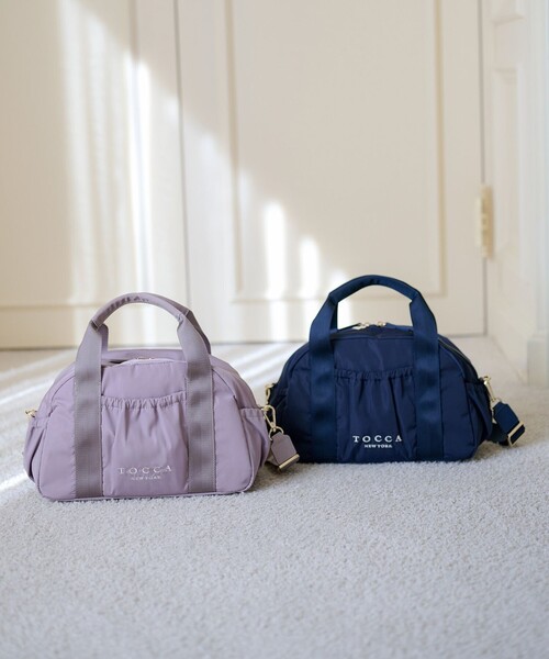TOCCA(トッカ)の「AMIRARE BOSTON M ボストンバッグ(ボストンバッグ・レディース・ベージュ系/ライラック系/ネイビー系/ブラック系・F)」の4枚目の写真