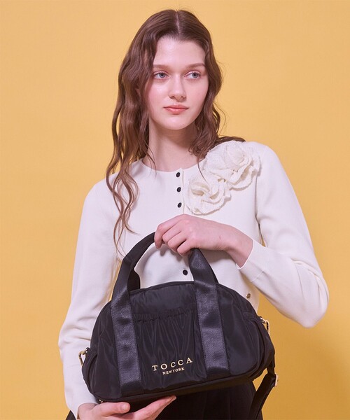 TOCCA(トッカ)の「AMIRARE BOSTON M ボストンバッグ(ボストンバッグ・レディース・ベージュ系/ライラック系/ネイビー系/ブラック系・F)」の5枚目の写真