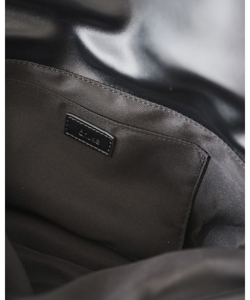 anuke（アンヌーク）の「Ecoleather Wrap Bag（トートバッグ・レディース・ブラック/アイボリー・FREE）」の19枚目の写真