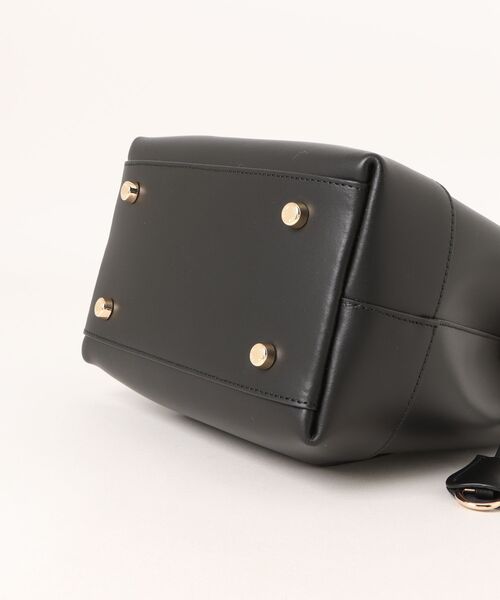 GIANNI NOTARO（ジャンニノターロ）の「【GIANNI NOTARO 】縦長ハンドバッグ　ショルダーバッグ　本革（ショルダーバッグ・レディース・ブラック/ベージュ/ダークブラウン/ブラウン・FREE）」の6枚目の写真