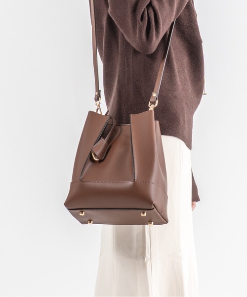 GIANNI NOTARO（ジャンニノターロ）の「【GIANNI NOTARO 】縦長ハンドバッグ　ショルダーバッグ　本革（ショルダーバッグ・レディース・ブラック/ベージュ/ダークブラウン/ブラウン・FREE）」の2枚目の写真