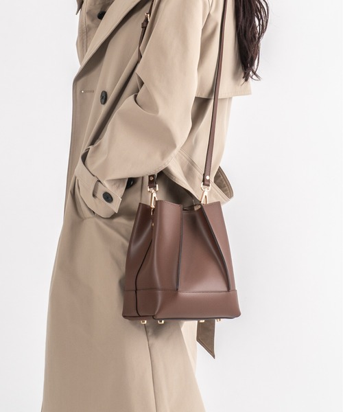 GIANNI NOTARO（ジャンニノターロ）の「【GIANNI NOTARO 】縦長ハンドバッグ　ショルダーバッグ　本革（ショルダーバッグ・レディース・ブラック/ベージュ/ダークブラウン/ブラウン・FREE）」の15枚目の写真