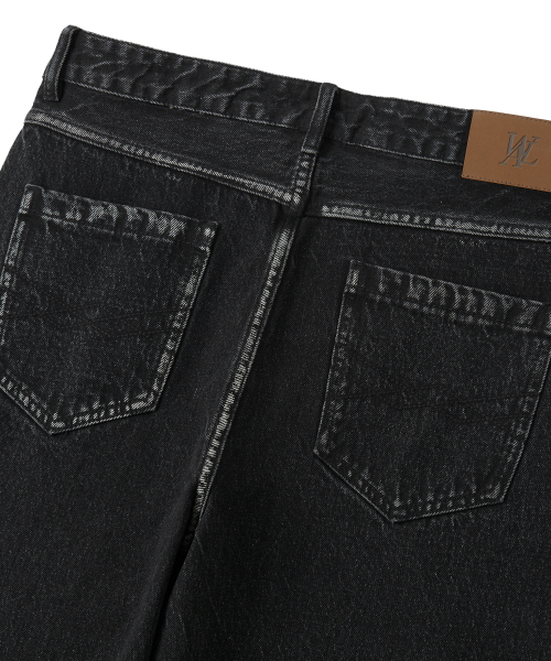 WOOALONG(ウアロン)の「Grain Curved Seam Washed Denim Pants - BLACK(デニムパンツ・メンズ・ブラック・SMALL/MEDIUM/LARGE)」の5枚目の写真