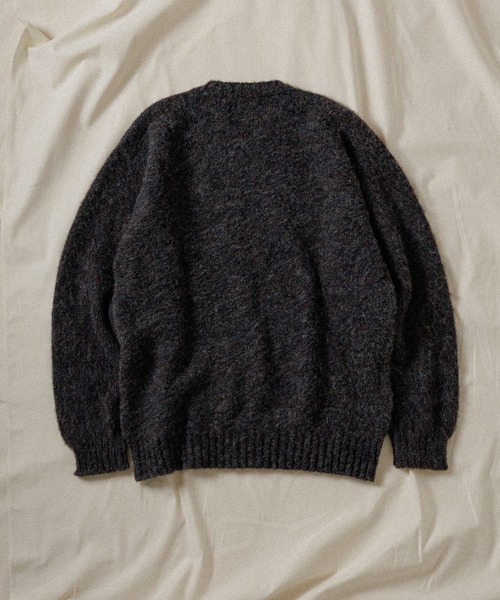 Laurence J Smith（ローレンスジェイスミス）の「【LAURENCE J.SMITH for WILD LIFE TAILOR】EX SHAGGY CREWNECK（ニット/セーター・メンズ・チャコールグレー/その他/ダークラベンダー・XL/M/L）」の4枚目の写真