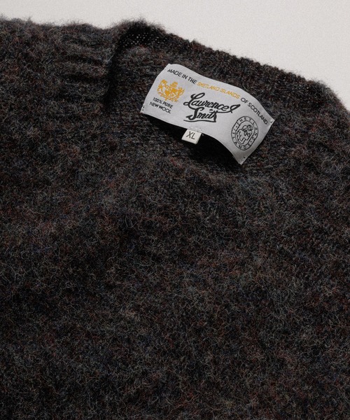 Laurence J Smith（ローレンスジェイスミス）の「【LAURENCE J.SMITH for WILD LIFE TAILOR】EX SHAGGY CREWNECK（ニット/セーター・メンズ・チャコールグレー/その他/ダークラベンダー・XL/M/L）」の5枚目の写真