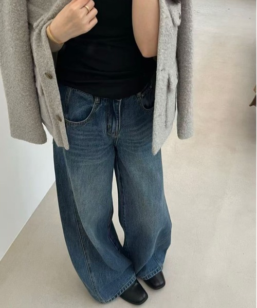BY THE BAY（バイザベイ）の「ウォッシュドデニム/ワイドパンツ（デニムパンツ・レディース・ライトインディゴブルー/ブルー・MEDIUM）」の3枚目の写真
