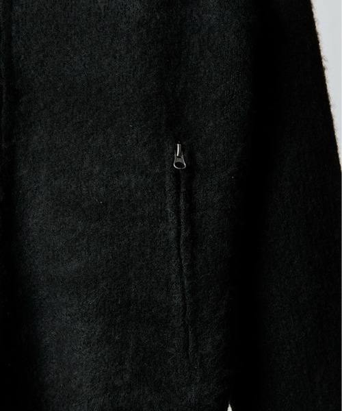 INTER FACTORY（インターファクトリー）の「takumu（MUU STUDIO） - Shaggy full-zip knit hoodie / シャギーフルジップニットパーカー（パーカー・メンズ・チャコールグレー/ブラック・3/2）」の19枚目の写真