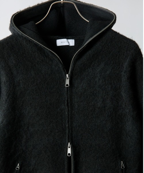 INTER FACTORY（インターファクトリー）の「takumu（MUU STUDIO） - Shaggy full-zip knit hoodie / シャギーフルジップニットパーカー（パーカー・メンズ・チャコールグレー/ブラック・3/2）」の17枚目の写真