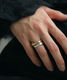 anuke（アンヌーク）の「Nuance Flow Ring（リング）」