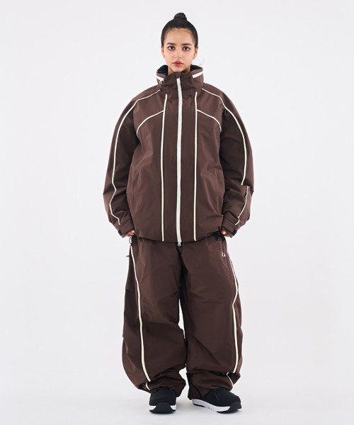 DOLL OUTERWEAR（ドラ アウターウェア）の「[DOLL x DUMDIDUM] 2526 スリックジャケット&パンツセット ダークチョコ 男女共用（セットアップ・レディース・その他・SMALL/MEDIUM/LARGE/X-LARGE）」の13枚目の写真