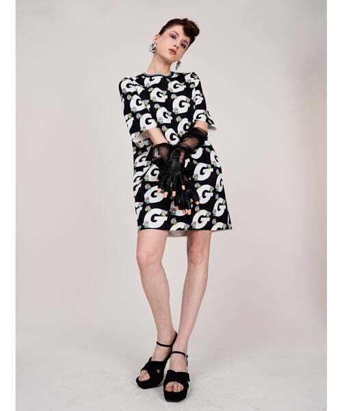 GREEDILOUS(グリディアス)の「Gグラフィックネオプレンワンピース(ワンピース・レディース・その他・SMALL/MEDIUM/LARGE/X-SMALL)」の2枚目の写真
