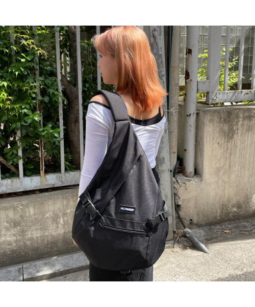 ULTIMEIK（オルティメイク）の「1640 トテミックスリングバッククロスバッグ ブラック（メッセンジャーバッグ・メンズ・その他・FREE）」の3枚目の写真