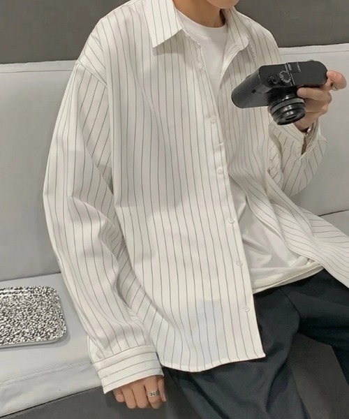 WYZ wear(ダブリューワイジィーウェア)の「オーバーサイズストライプシャツ/ユニセックス(シャツ/ブラウス・メンズ・ホワイト/ブラック・M/L/XL)」の7枚目の写真