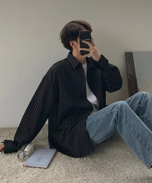 WYZ wear(ダブリューワイジィーウェア)の「オーバーサイズストライプシャツ/ユニセックス(シャツ/ブラウス・メンズ・ホワイト/ブラック・M/L/XL)」の14枚目の写真