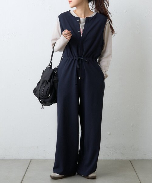 CIAOPANIC TYPY（チャオパニックティピー）の「≪オケージョン対応≫シアーリブTEE付きオールインワン（サロペット/オーバーオール・レディース・ベージュ/ネイビー・MEDIUM/SMALL）」の8枚目の写真