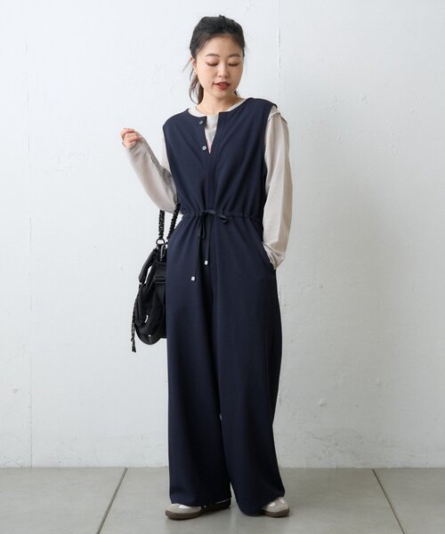 CIAOPANIC TYPY（チャオパニックティピー）の「≪オケージョン対応≫シアーリブTEE付きオールインワン（サロペット/オーバーオール・レディース・ベージュ/ネイビー・MEDIUM/SMALL）」の9枚目の写真