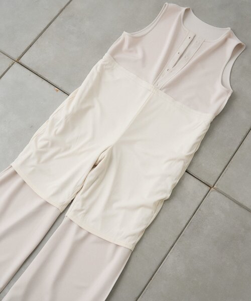 CIAOPANIC TYPY（チャオパニックティピー）の「≪オケージョン対応≫シアーリブTEE付きオールインワン（サロペット/オーバーオール・レディース・ベージュ/ネイビー・MEDIUM/SMALL）」の16枚目の写真