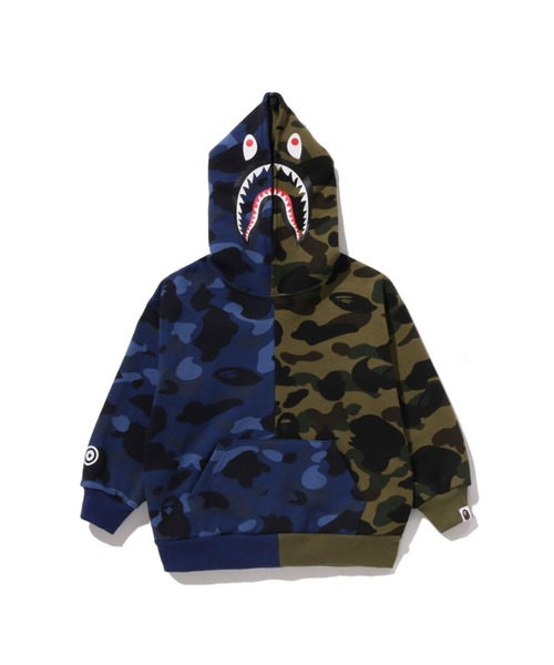 A BATHING APE（アベイシングエイプ）の「SPLIT CAMO SHARK RELAXED FIT PULLOVER HOODIE（パーカー・キッズ・ブルー系その他/パープル系その他3・140/130/110）」の2枚目の写真