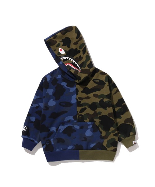 A BATHING APE（アベイシングエイプ）の「SPLIT CAMO SHARK RELAXED FIT PULLOVER HOODIE（パーカー・キッズ・ブルー系その他/パープル系その他3・140/130/110）」の5枚目の写真