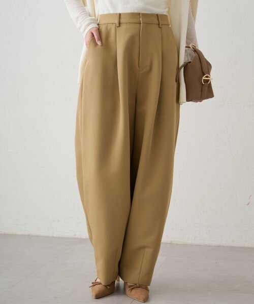 LOUNGEDRESS（ラウンジドレス）の「バレルレッグパンツ（その他パンツ・レディース・カーキ/ベージュ・SMALL/MEDIUM）」の8枚目の写真