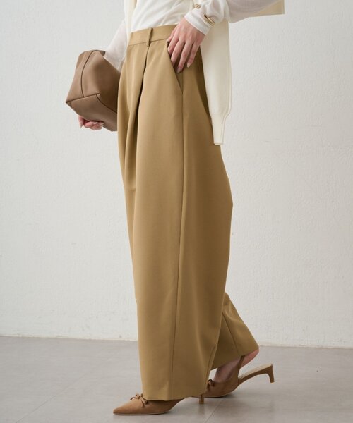 LOUNGEDRESS（ラウンジドレス）の「バレルレッグパンツ（その他パンツ・レディース・カーキ/ベージュ・SMALL/MEDIUM）」の9枚目の写真