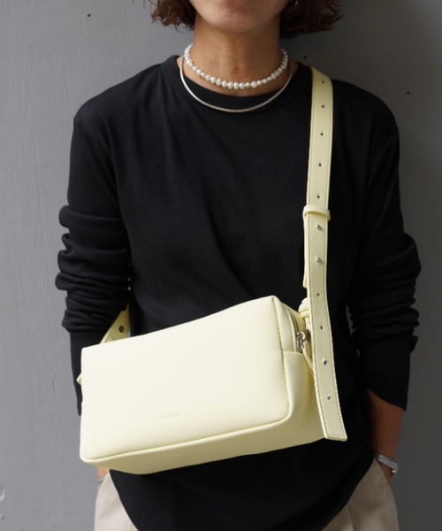 B'2nd（ビーセカンド）の「ADD CULUMN(アドカラム) TABLET BOX（ショルダーバッグ・レディース・ダークグレー/アイボリー/イエロー・F）」の11枚目の写真