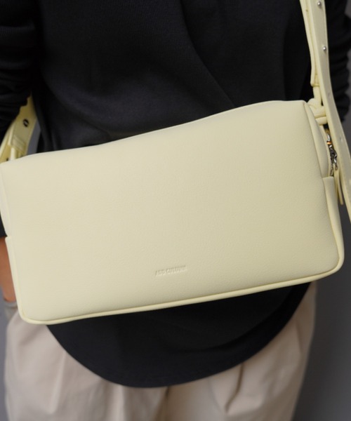 B'2nd（ビーセカンド）の「ADD CULUMN(アドカラム) TABLET BOX（ショルダーバッグ・レディース・ダークグレー/アイボリー/イエロー・F）」の13枚目の写真