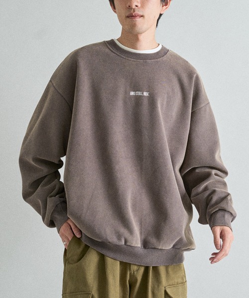 CRAFT STANDARD BOUTIQUE(クラフトスタンダードブティック)の「スノーウォッシュボンディング裏毛ロゴ刺繍スウェット(スウェット・メンズ・ブラック/グレイッシュベージュ/ブラウン・M/L/XL)」の1枚目の写真