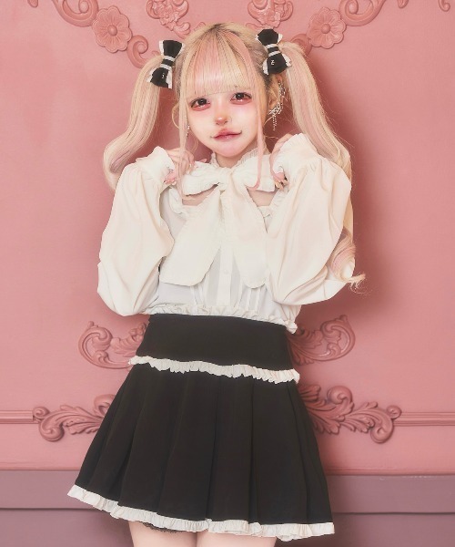 nyanMe(ニャンミー)の「ふりふりおりぼんぶらうす(シャツ/ブラウス・レディース・ブラック/ピンク/ホワイト・FREE)」の2枚目の写真